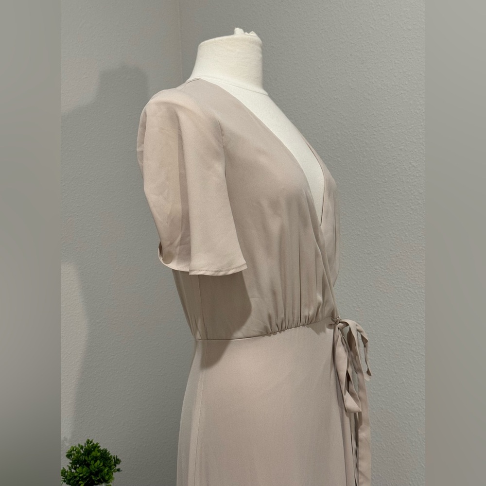 NEW Show Me Your Mumu Sophia Wrap Short Sleeve Bridesmaid Dress Beige Size Small - Picture 11 of 16